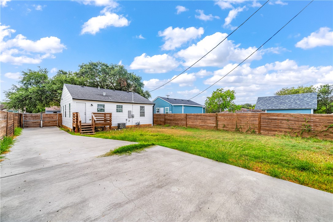 4745 Franklin Drive Corpus Christi TX 78415