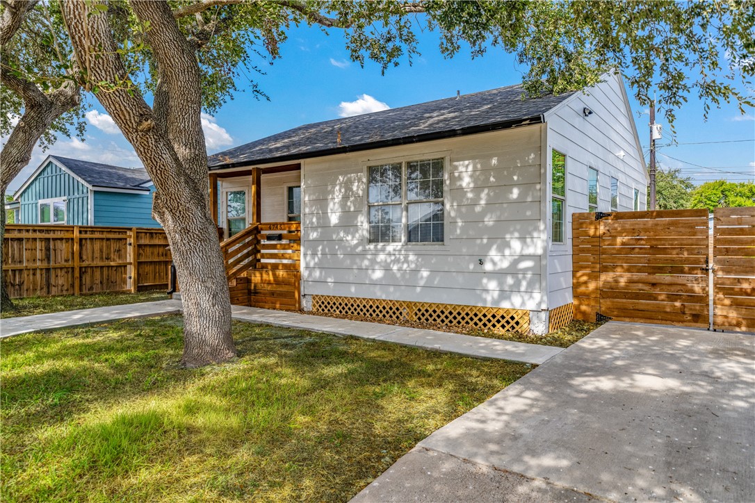 4745 Franklin Drive Corpus Christi TX 78415