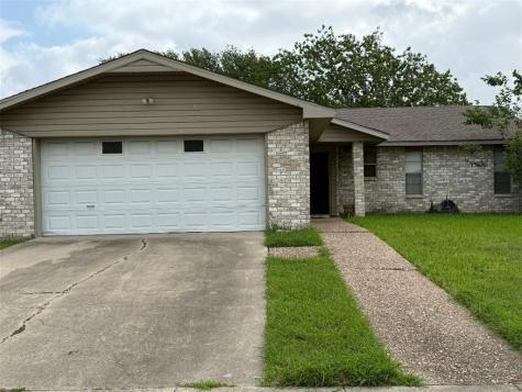 110 Timberview Street Portland TX 78374