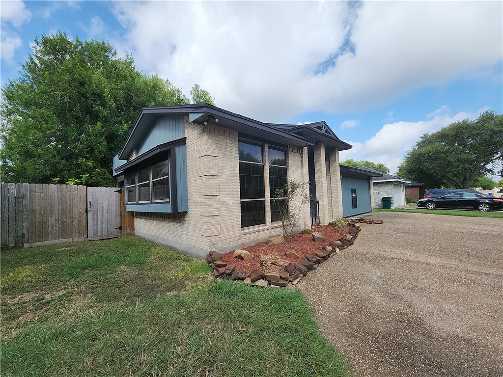 5221 Cromwell Drive Corpus Christi TX 78413