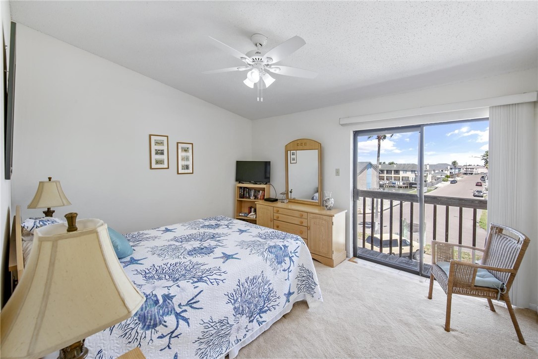 15425 Fortuna Bay Drive 304 Corpus Christi TX 78418