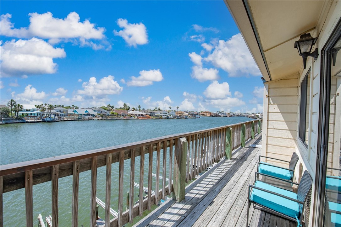 15425 Fortuna Bay Drive 304 Corpus Christi TX 78418