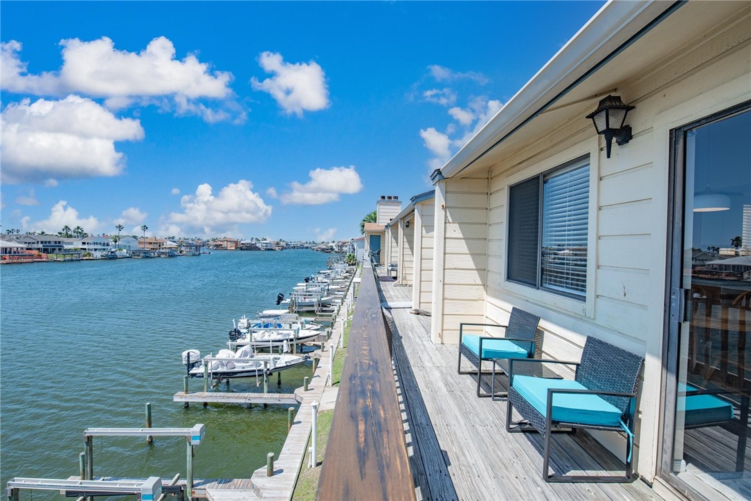 15425 Fortuna Bay Drive 304 Corpus Christi TX 78418
