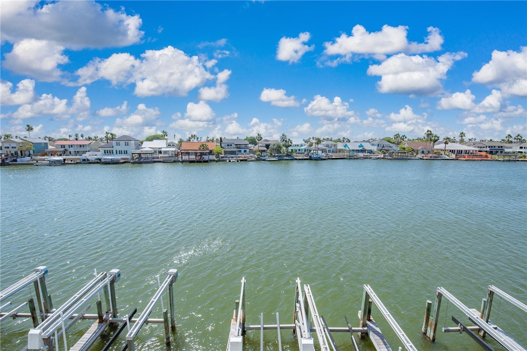 15425 Fortuna Bay Drive 304 Corpus Christi TX 78418