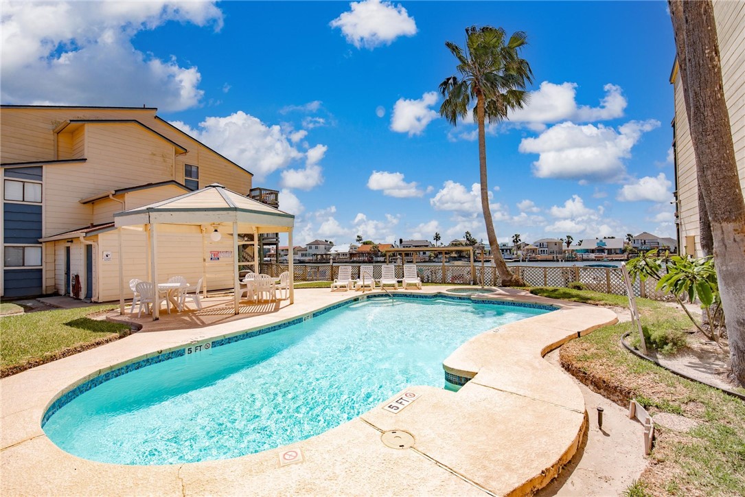 15425 Fortuna Bay Drive 304 Corpus Christi TX 78418