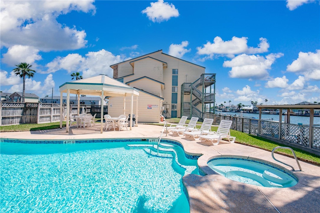 15425 Fortuna Bay Drive 304 Corpus Christi TX 78418