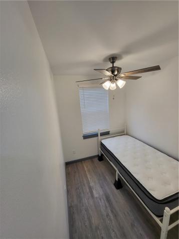 922 W Lakeside Drive Corpus Christi TX 78418