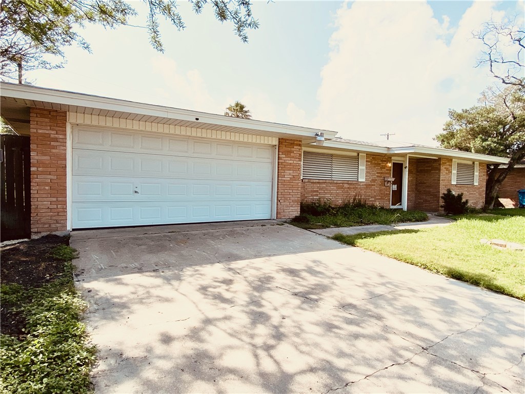 441 Troy Drive Corpus Christi TX 78412