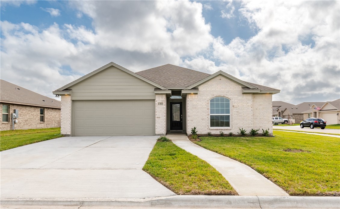1353 Trent Park Lane Corpus Christi TX 78415