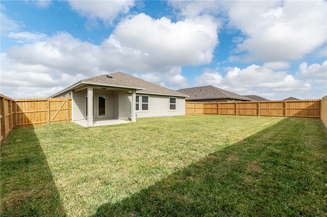 1353 Trent Park Lane Corpus Christi TX 78415