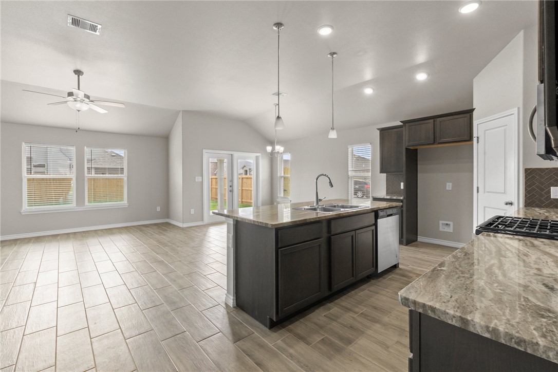 1353 Trent Park Lane Corpus Christi TX 78415