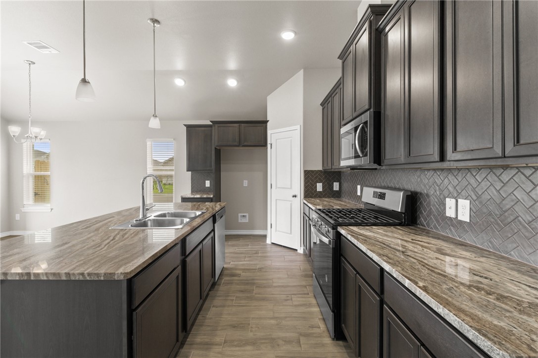 1353 Trent Park Lane Corpus Christi TX 78415