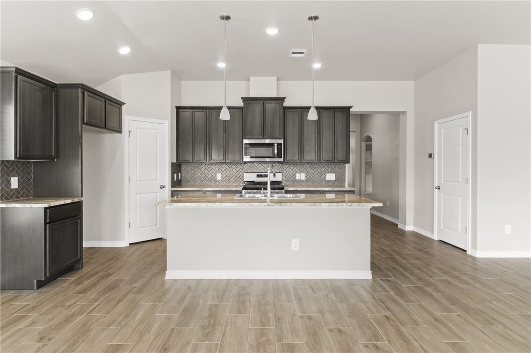 1353 Trent Park Lane Corpus Christi TX 78415