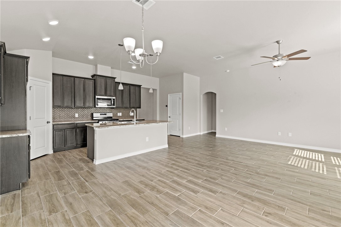 1353 Trent Park Lane Corpus Christi TX 78415