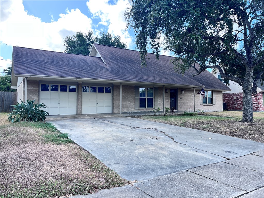 621 Philomena Drive Corpus Christi TX 78412