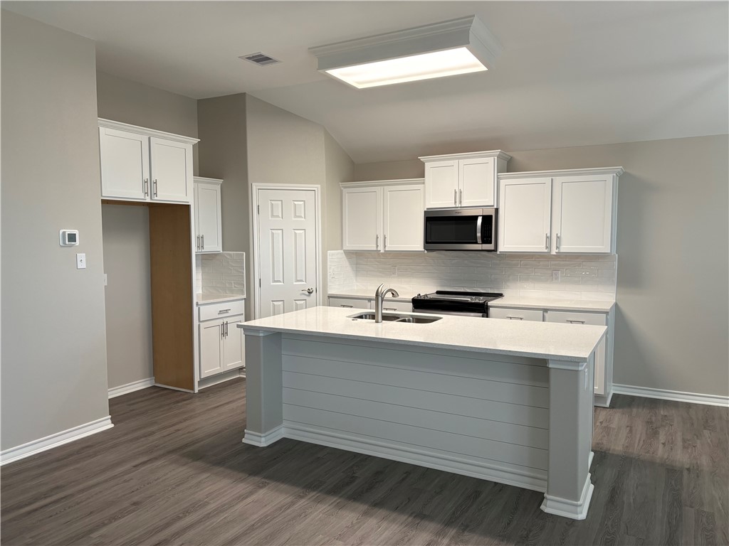 1258 Thames Chase Drive Corpus Christi TX 78415