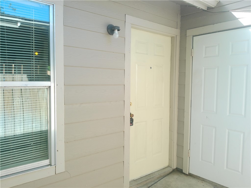 5725 Crestmore Drive Corpus Christi TX 78415