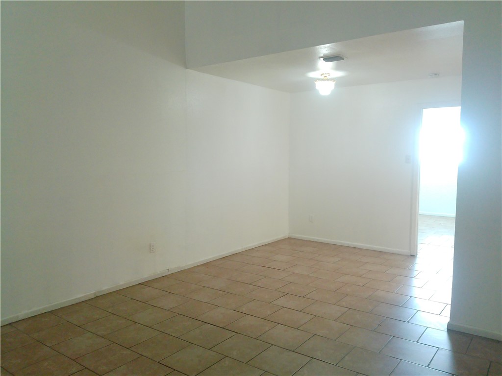 5725 Crestmore Drive Corpus Christi TX 78415