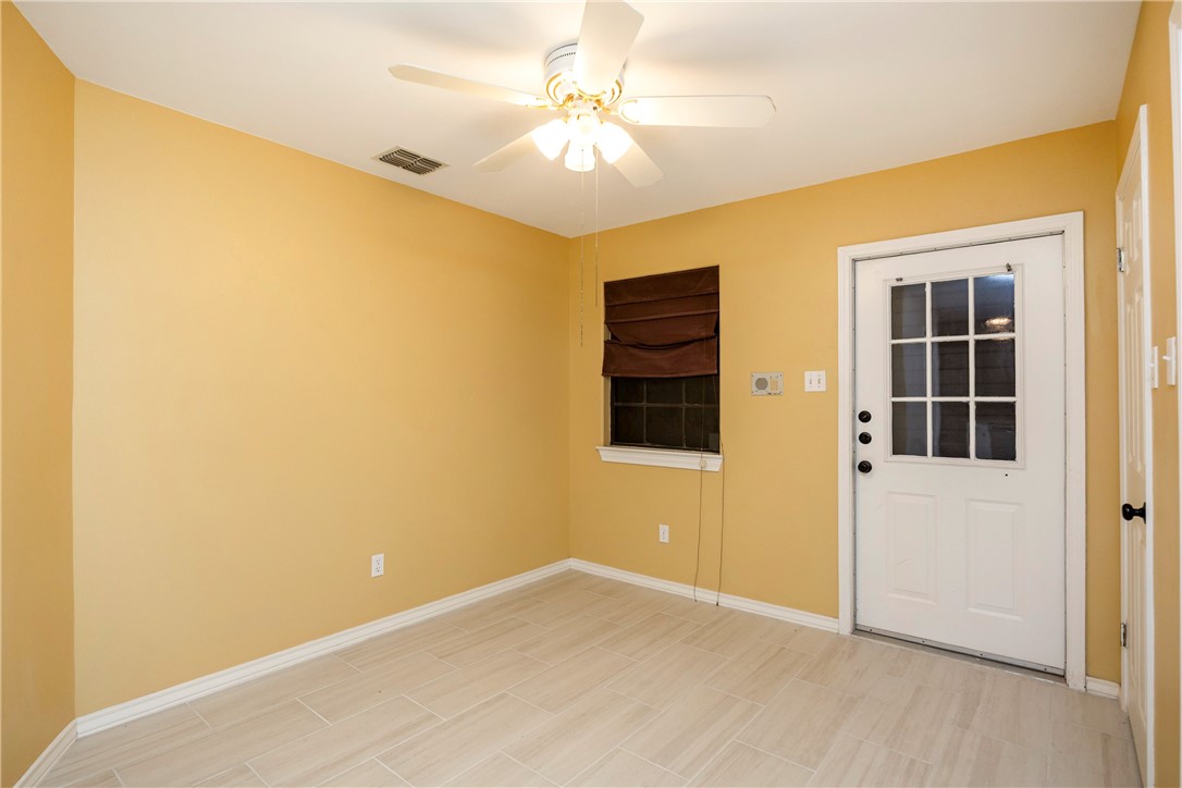 1818 Rodd Field Road D2 Corpus Christi TX 78412