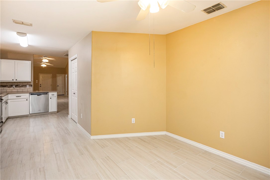 1818 Rodd Field Road D2 Corpus Christi TX 78412