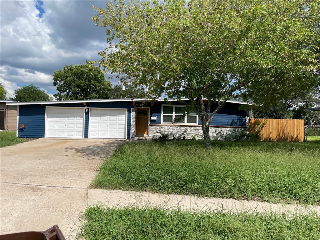 726 Santa Clara Drive Kingsville TX 78363