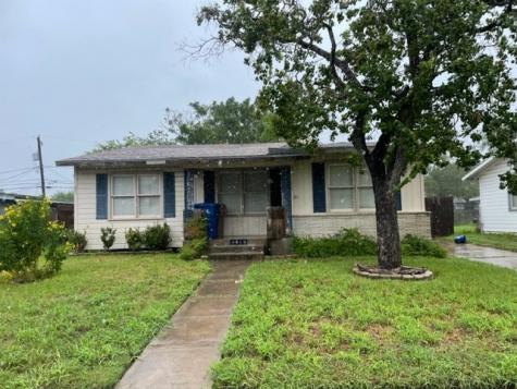 4013 Cott Street Corpus Christi TX 78411