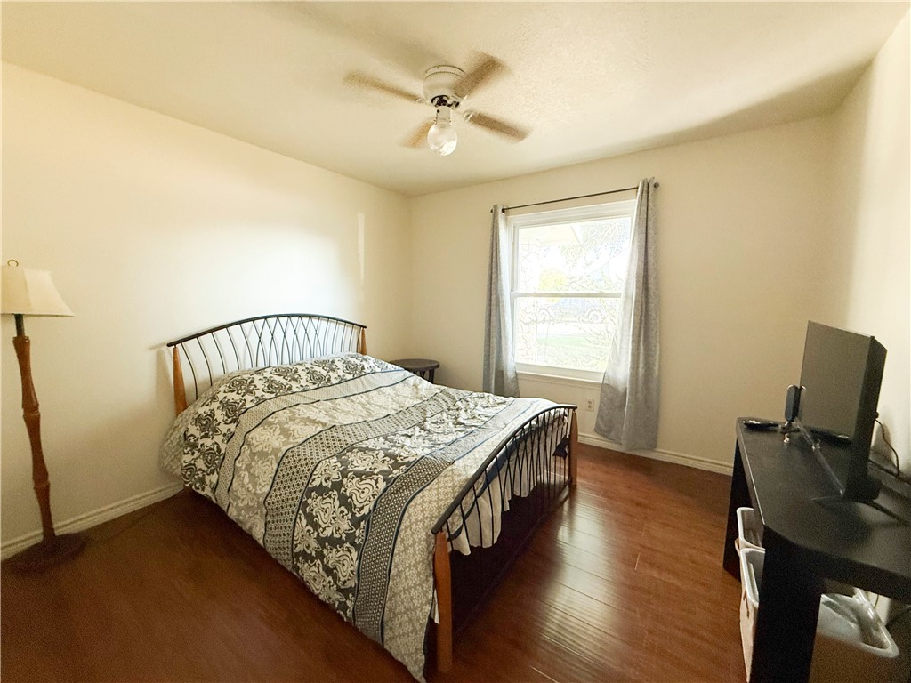 2209 Bird Island Drive Corpus Christi TX 78418
