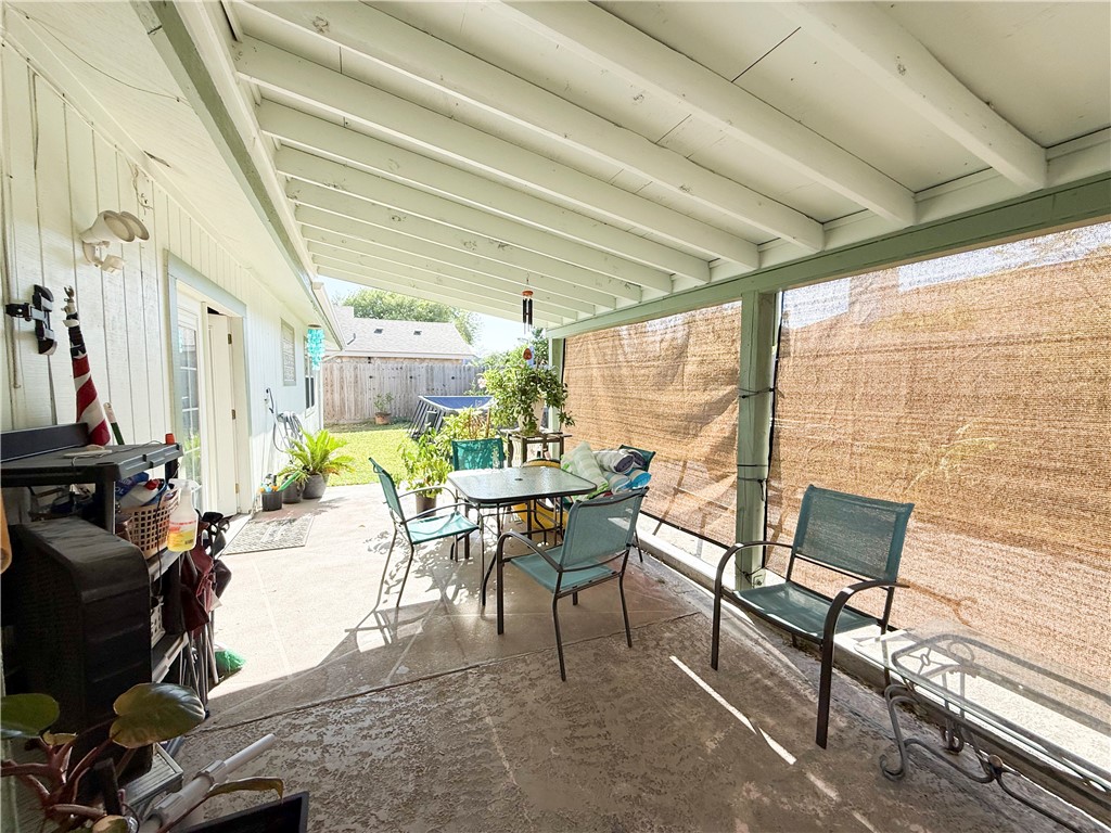 2209 Bird Island Drive Corpus Christi TX 78418