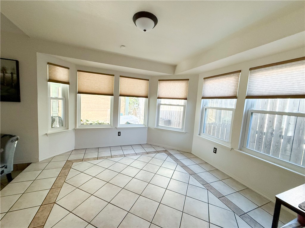 2209 Bird Island Drive Corpus Christi TX 78418