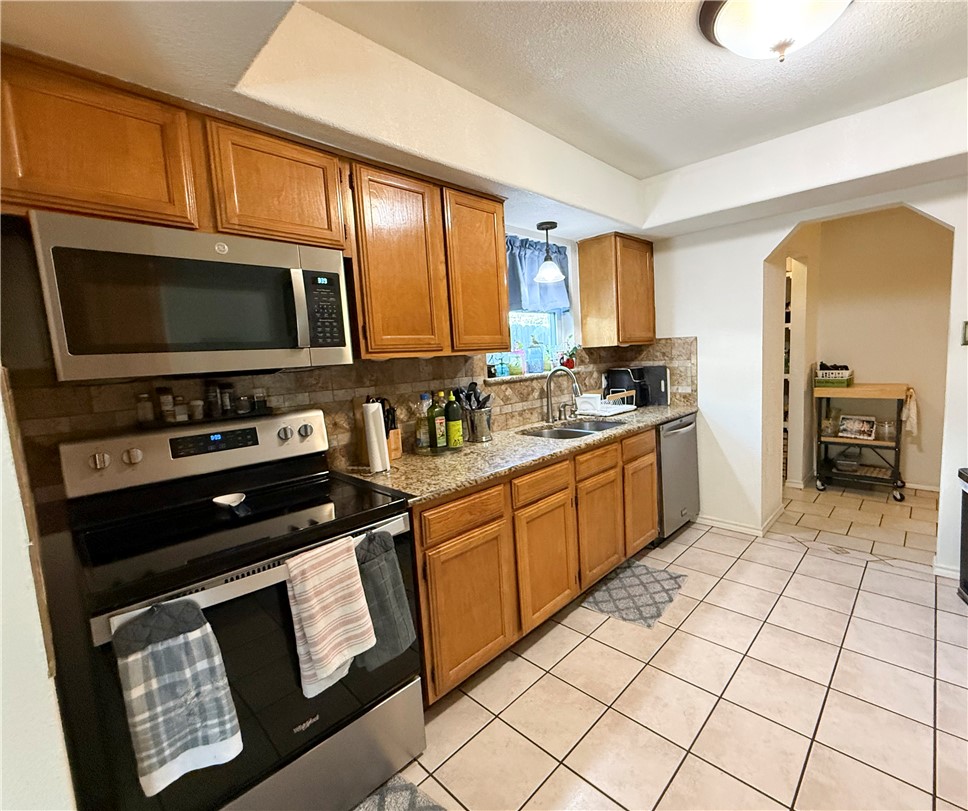 2209 Bird Island Drive Corpus Christi TX 78418