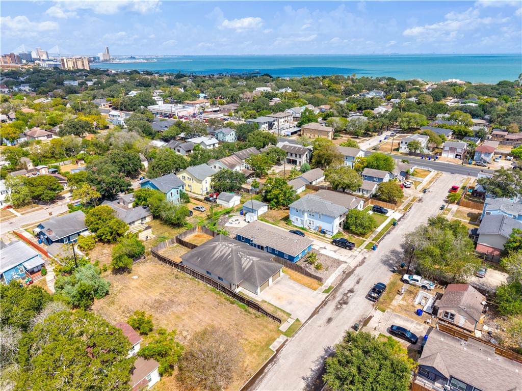 326 Oleander Ave B Corpus Christi TX 78404