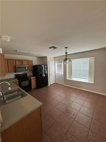 1006 Livermore Street Portland TX 78374