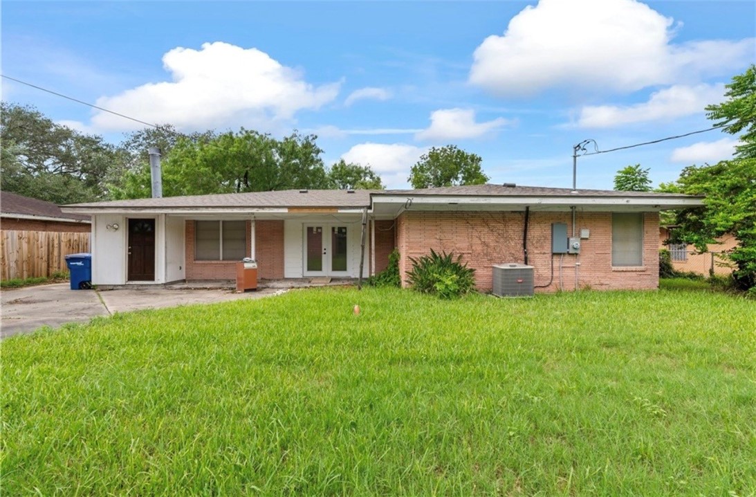 921 Barracuda Place Corpus Christi TX 78411