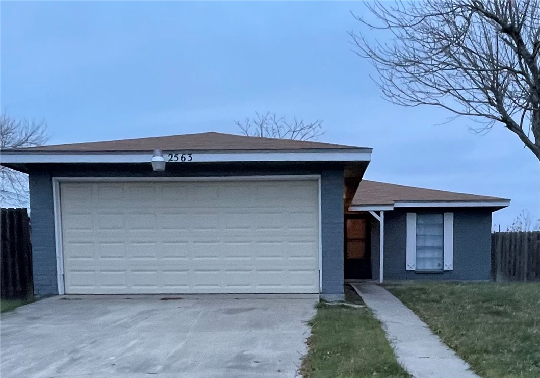 2563 Live Oak Street Ingleside TX 78362