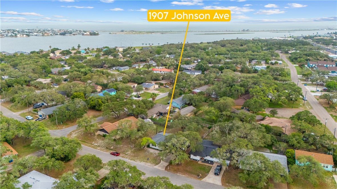 1907 Johnson Avenue Rockport TX 78382