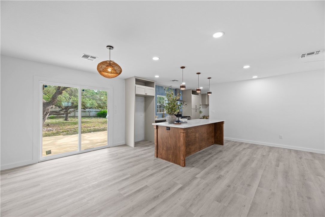 1907 Johnson Avenue Rockport TX 78382