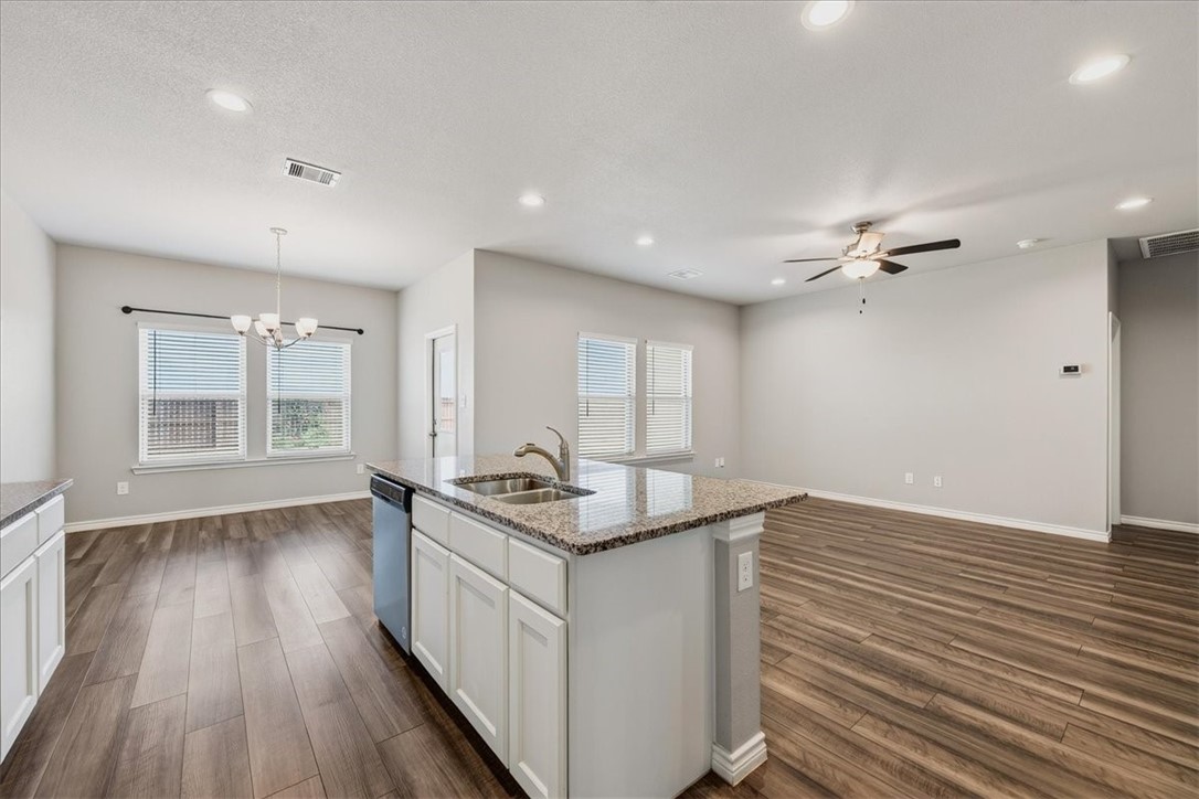 1334 Greenwich Park Corpus Christi TX 78415