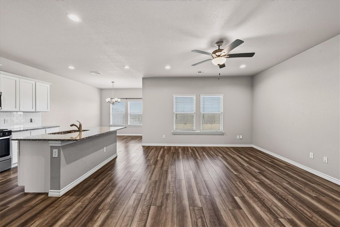 1334 Greenwich Park Corpus Christi TX 78415