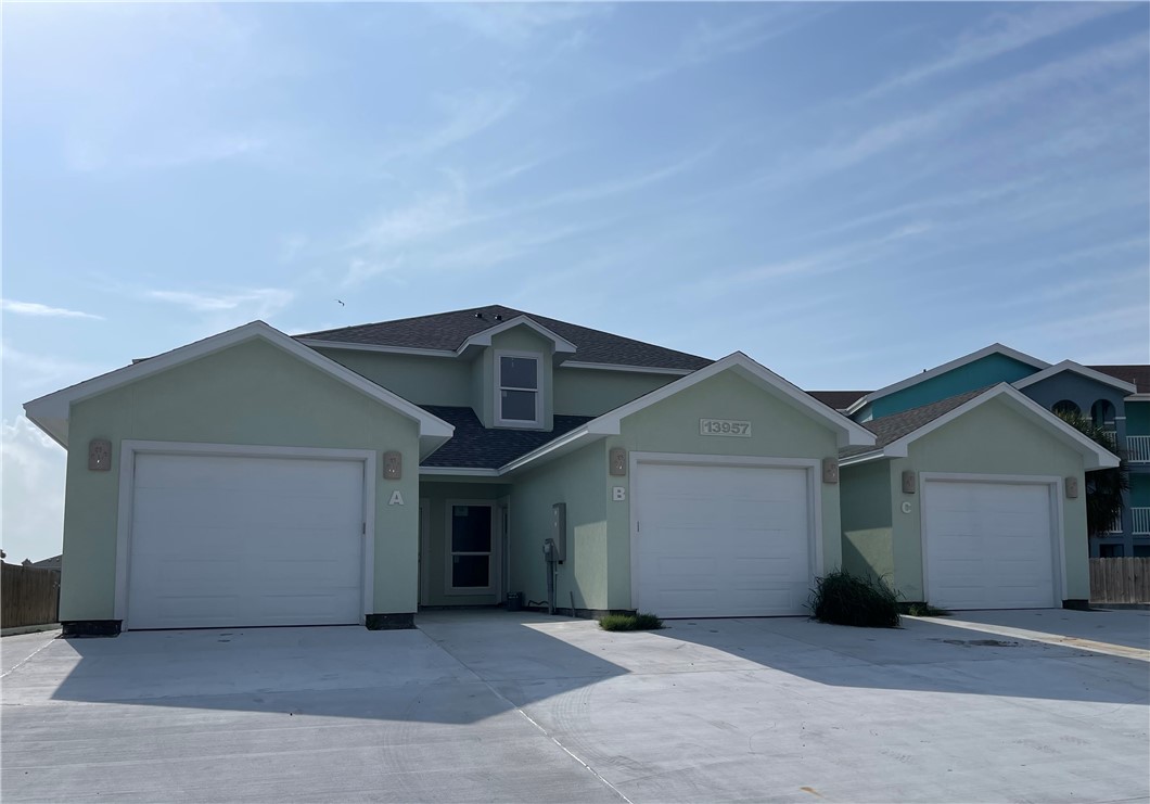 13957 Fortuna Bay Dr B Corpus Christi TX 78418