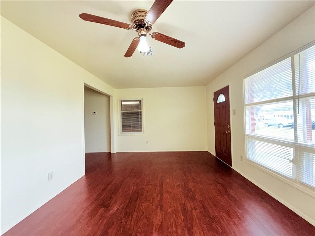 4725 Wynona Drive Corpus Christi TX 78411