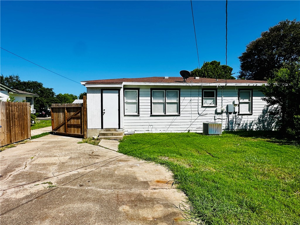 746 Sharon Drive Corpus Christi TX 78412