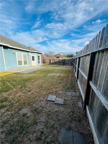 7225 Lake Serenity Drive Corpus Christi TX 78414