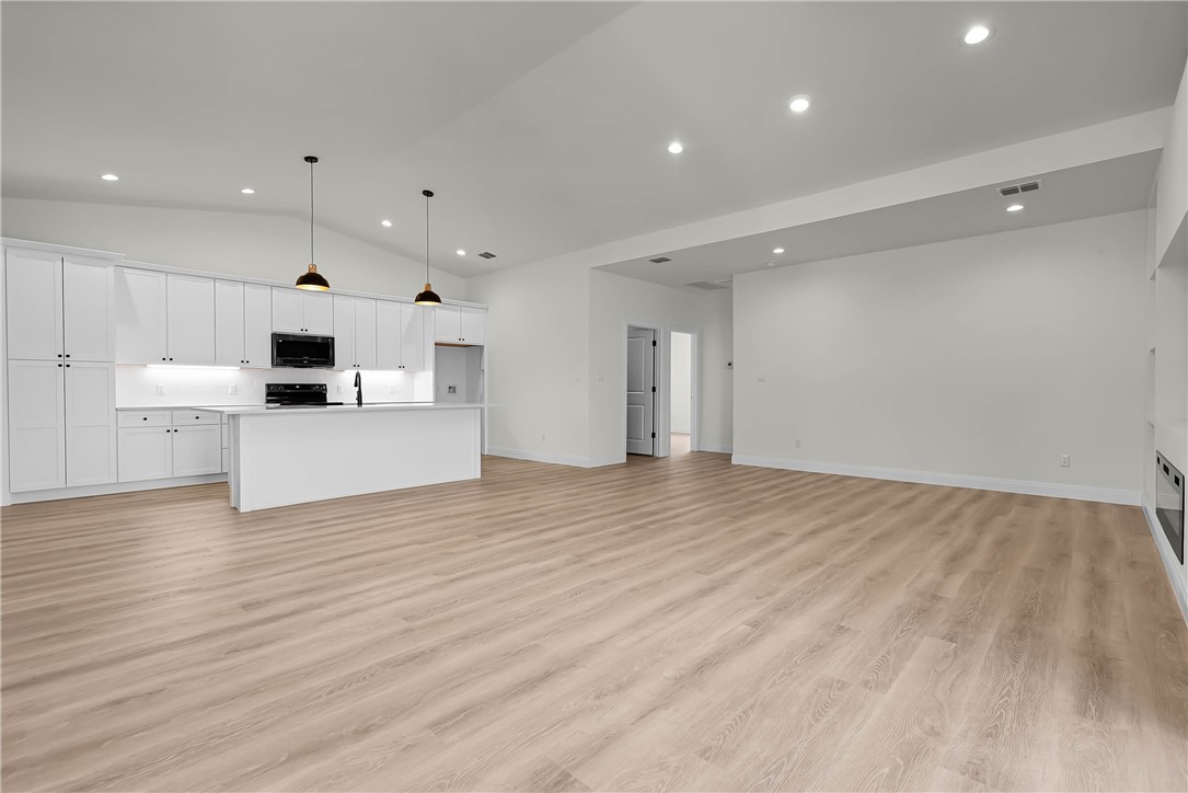 1210 W Dallas Seadrift TX 77983