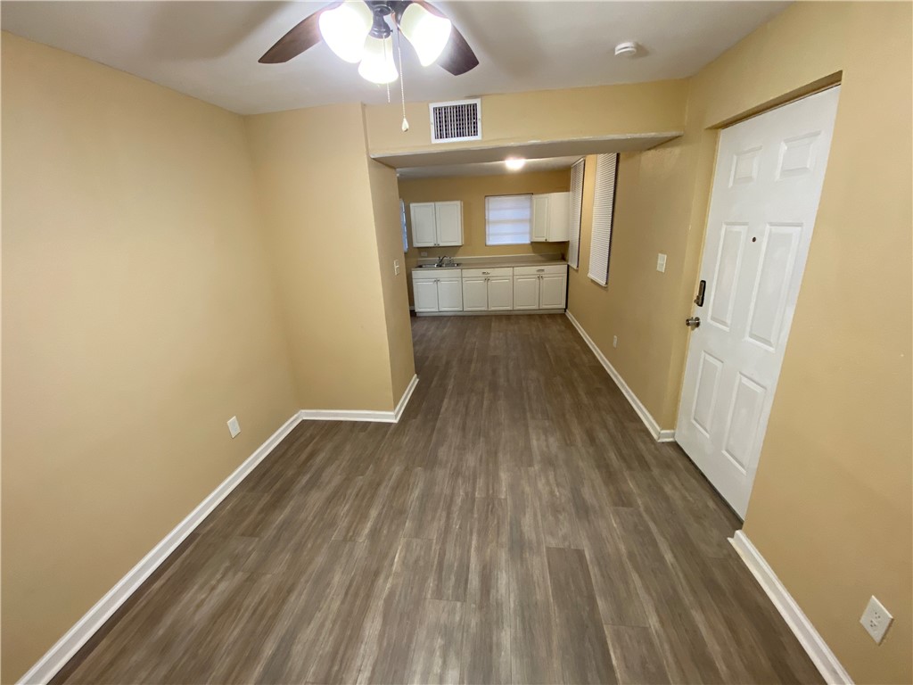 425 Skipper Corpus Christi TX 78418