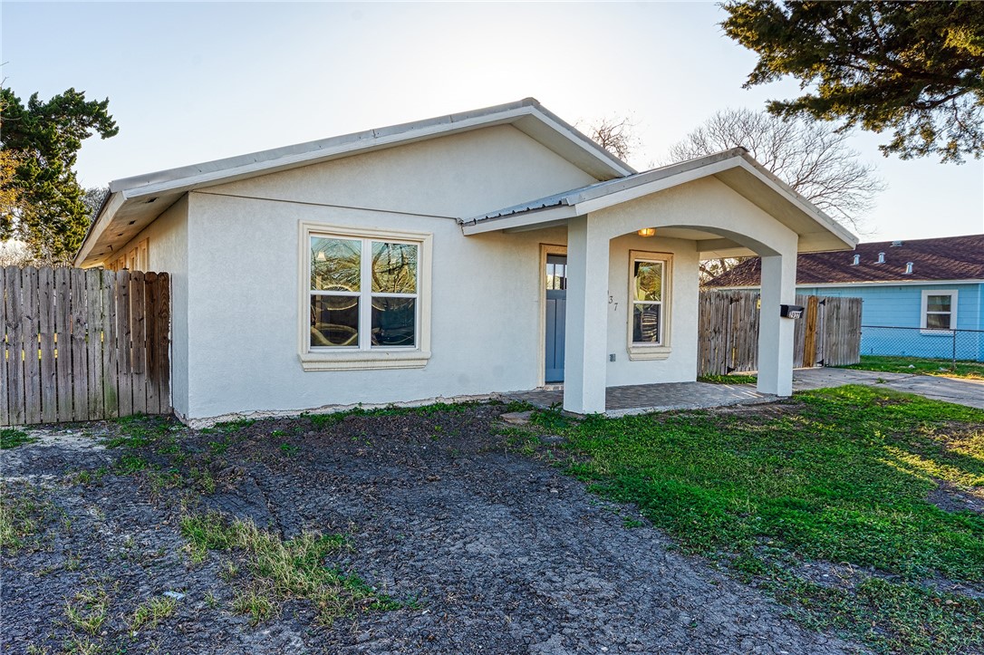 2937 Gollihar 1 Corpus Christi TX 78415
