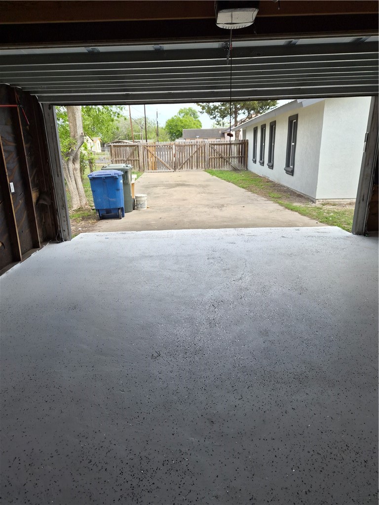 2937 Gollihar 1 Corpus Christi TX 78415