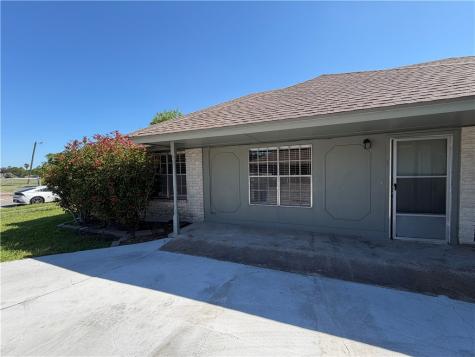 4809 Lavaca Drive 1 Corpus Christi TX 78411