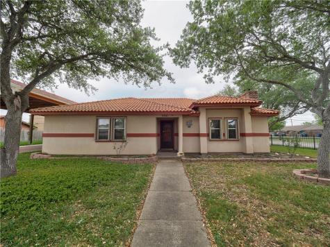 5841 Crestmore Drive Corpus Christi TX 78415