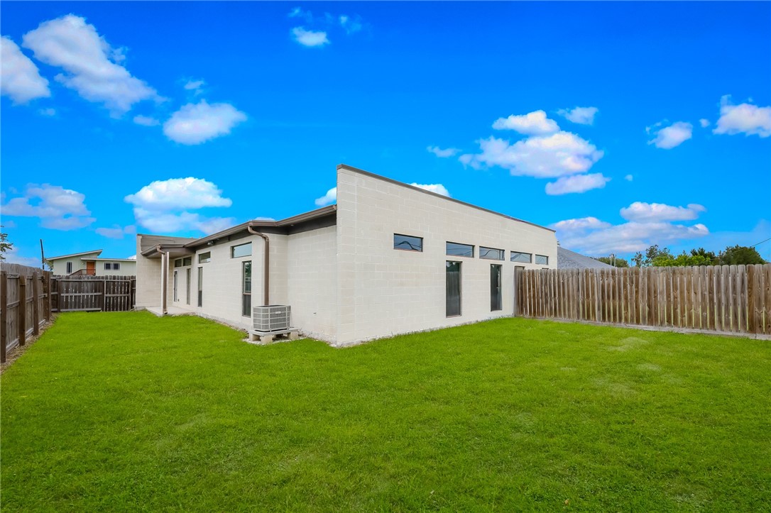 313 Easy Circle A Corpus Christi TX 78418