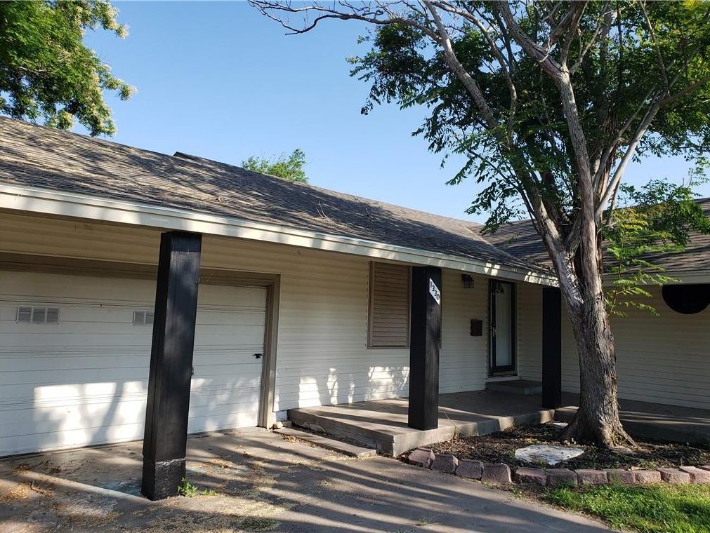 1330 Florida Avenue Corpus Christi TX 78415